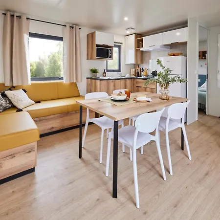 Du De A 15' Du Puydufou キャンプ場