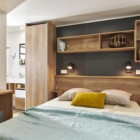 キャンプ場 Du De A 15' Du Puydufou プゾージュ