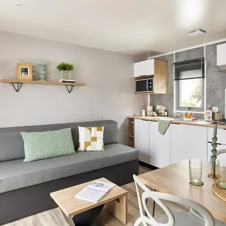 Du De A 15' Du Puydufou