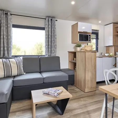 Du De A 15' Du Puydufou