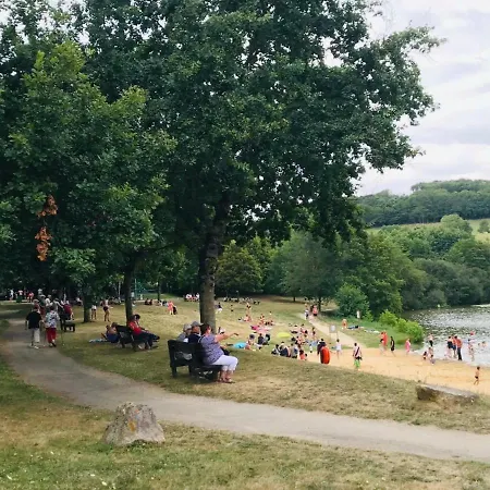 Du De A 15' Du Puydufou Kemping Pouzauges