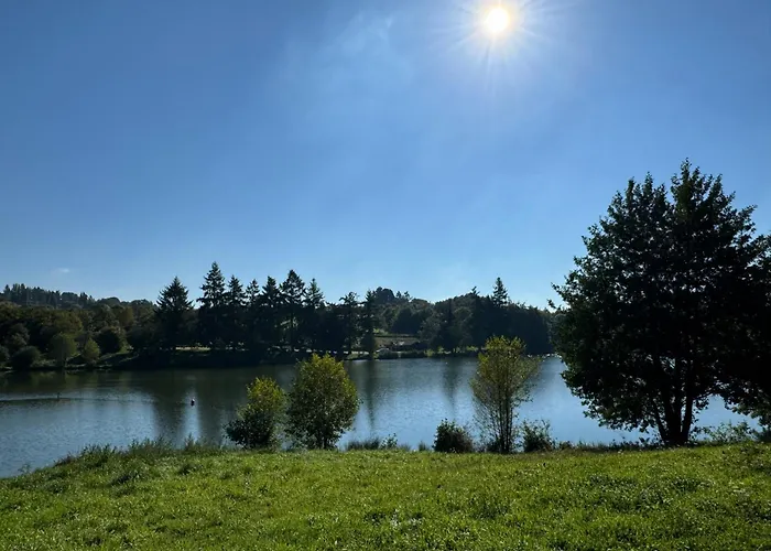 Camping Du De A 15' Du Puydufou Pouzauges
